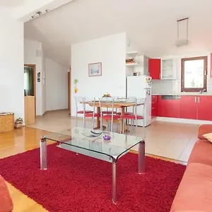 Morovic Apartment